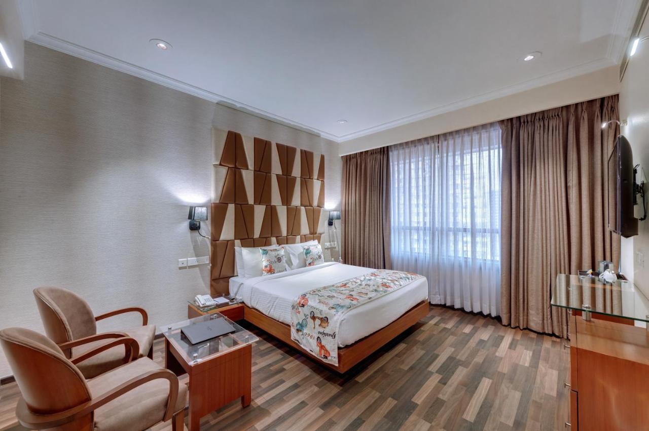 Отель Adiva Residency Beacon, Grant Road, Мумбаи Экстерьер фото